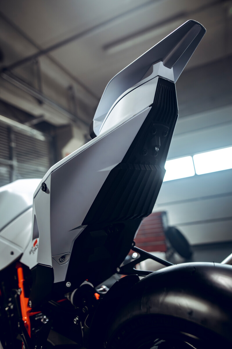 735491_MY26_KTM 990 RC R TRACK_PARTS_DETAILS _65_PARTS_DETAILS_PARTS_DETAILS
