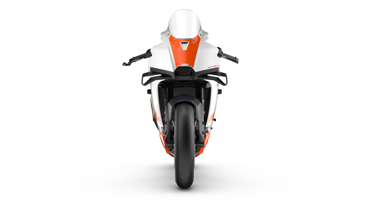 720832_MY26_KTM 990 RC R TRACK_FULL FRONT_STUDIO_STUDIO