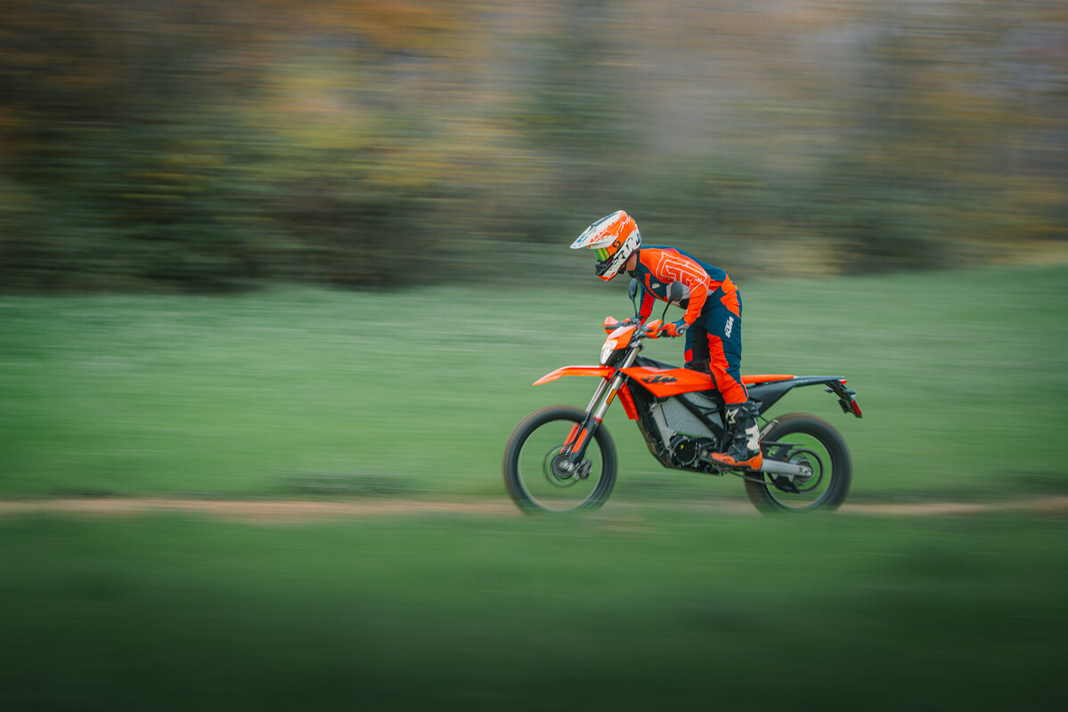 661321_MY27 KTM FREERIDE E_USA