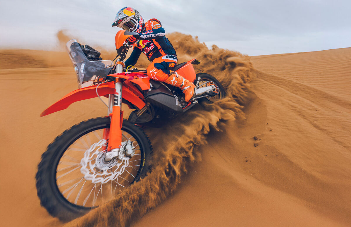 MY27 KTM 450 RALLY REPLICA