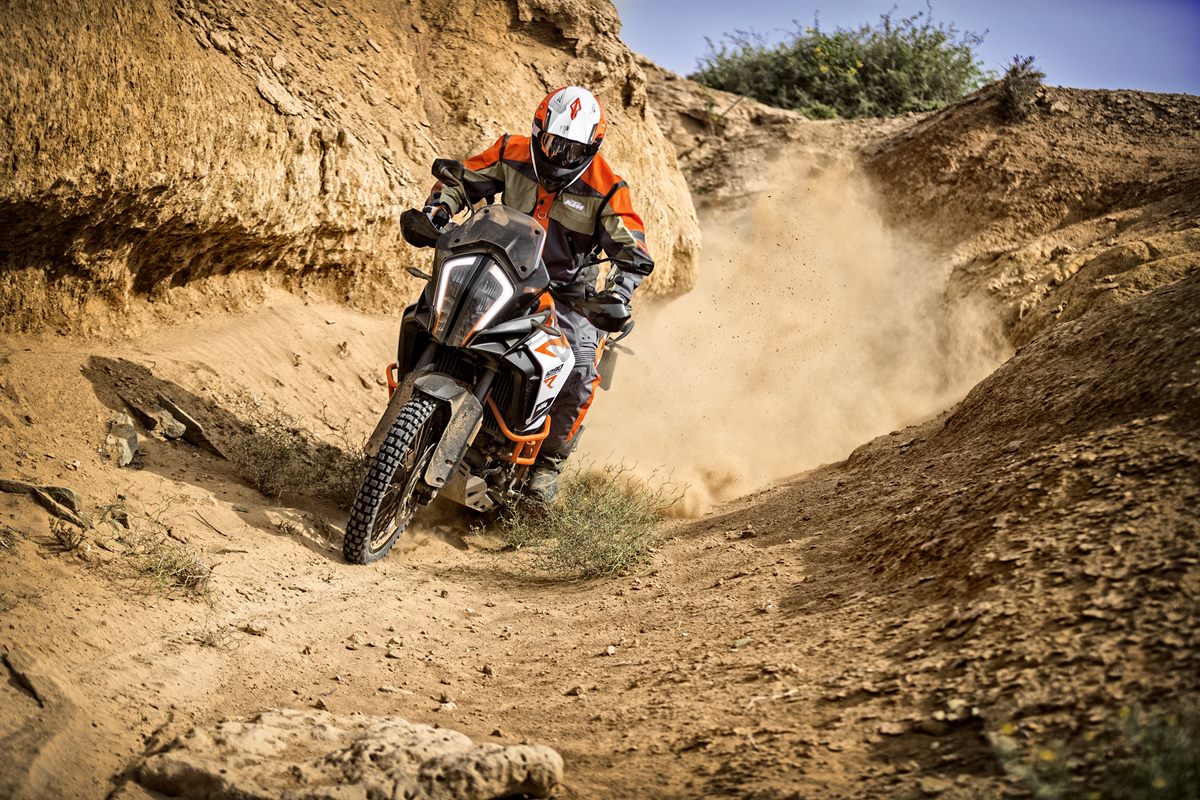 KTM 1290 SUPER ADVENTURE R_Action