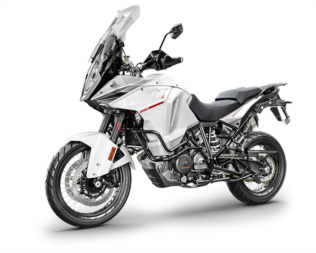 154789_1290 SADVT le front MY2017