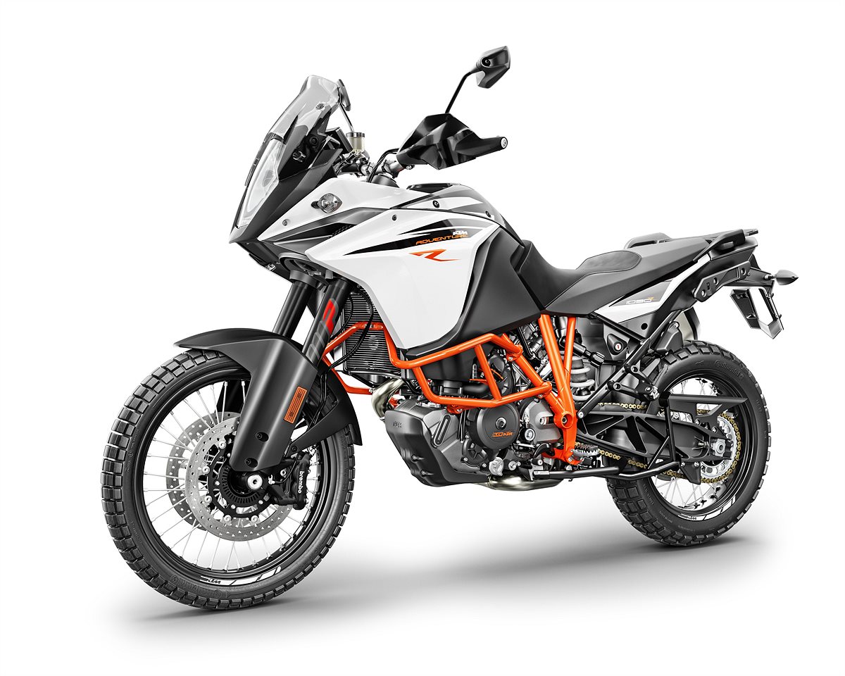 154765_1090 ADVR le front MY2017