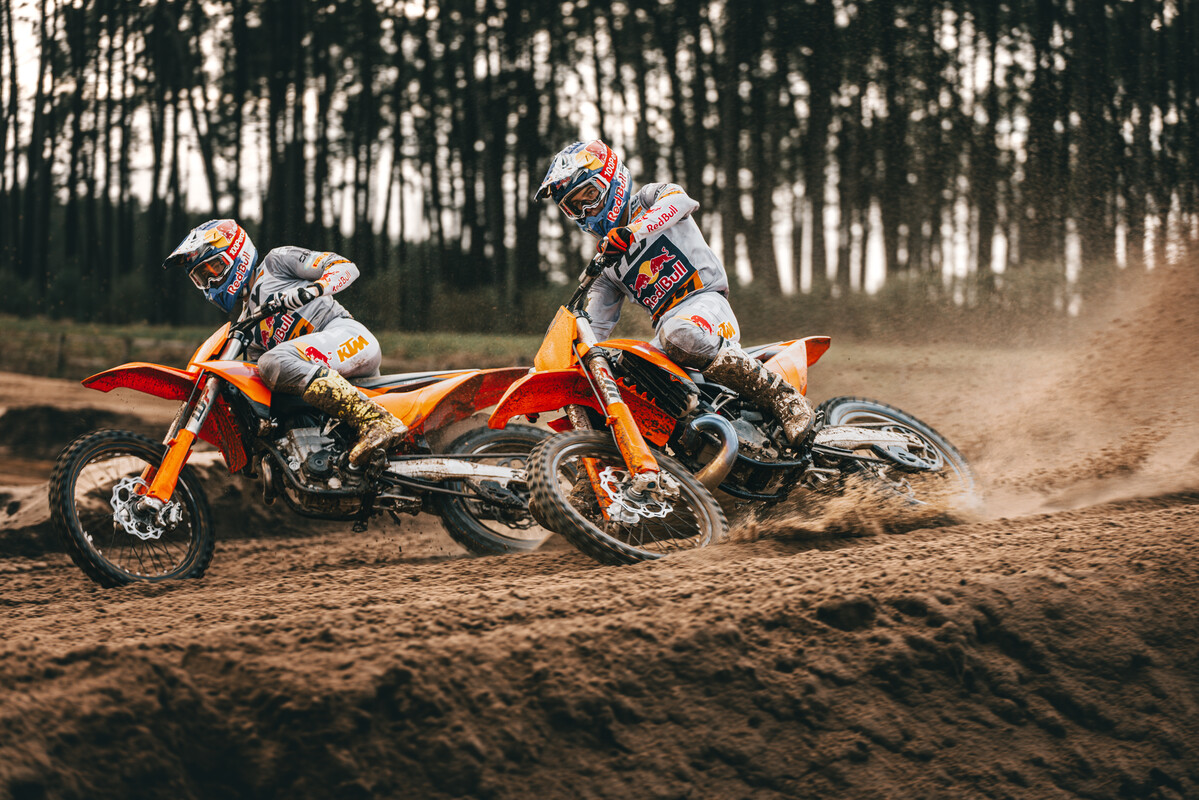 737848_MY27 KTM SX_SX-F Action_Action