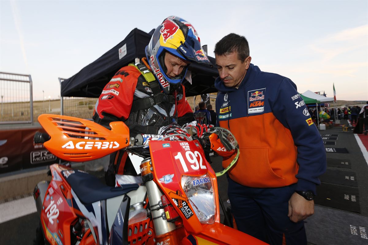 Nathan Watson & Mechanic KTM 250 EXC-F ISDE 2016