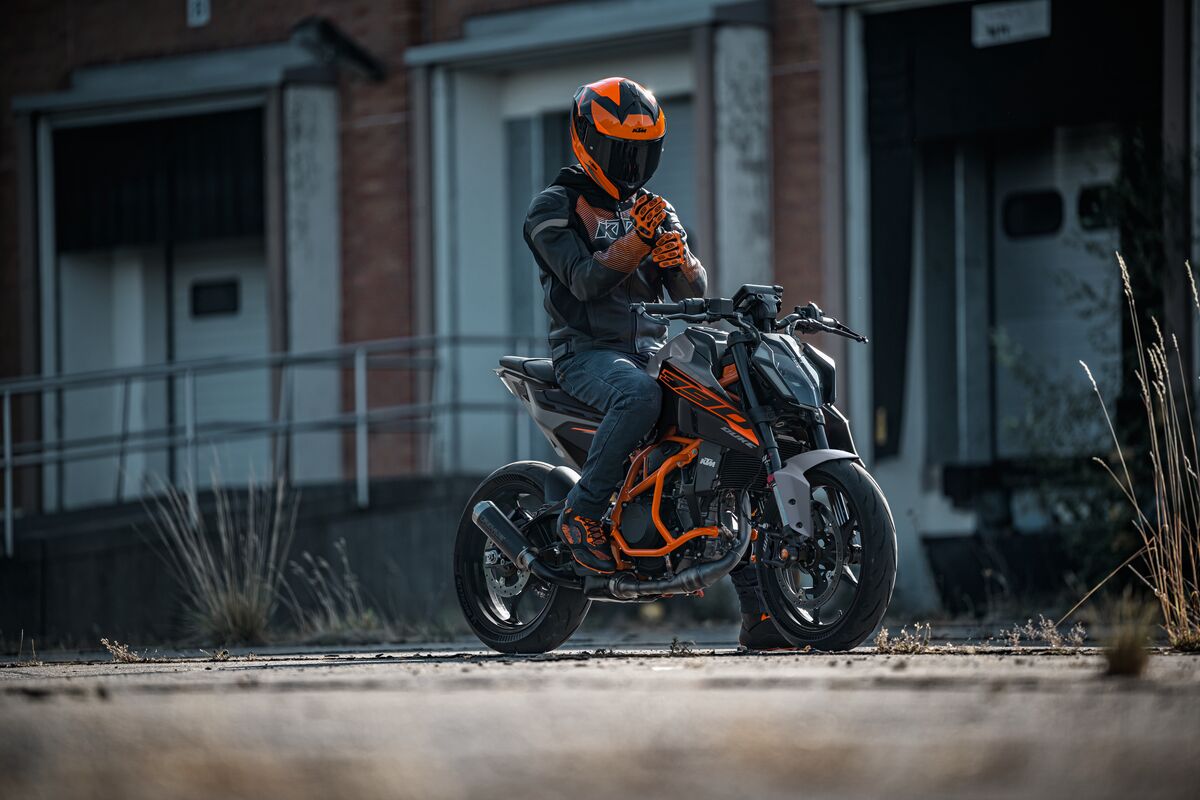 MY26 KTM 390 DUKE