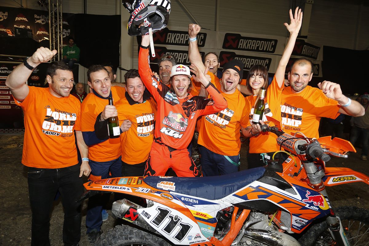 Taddy Blazusiak & Team KTM 300 EXC Cahors 2015