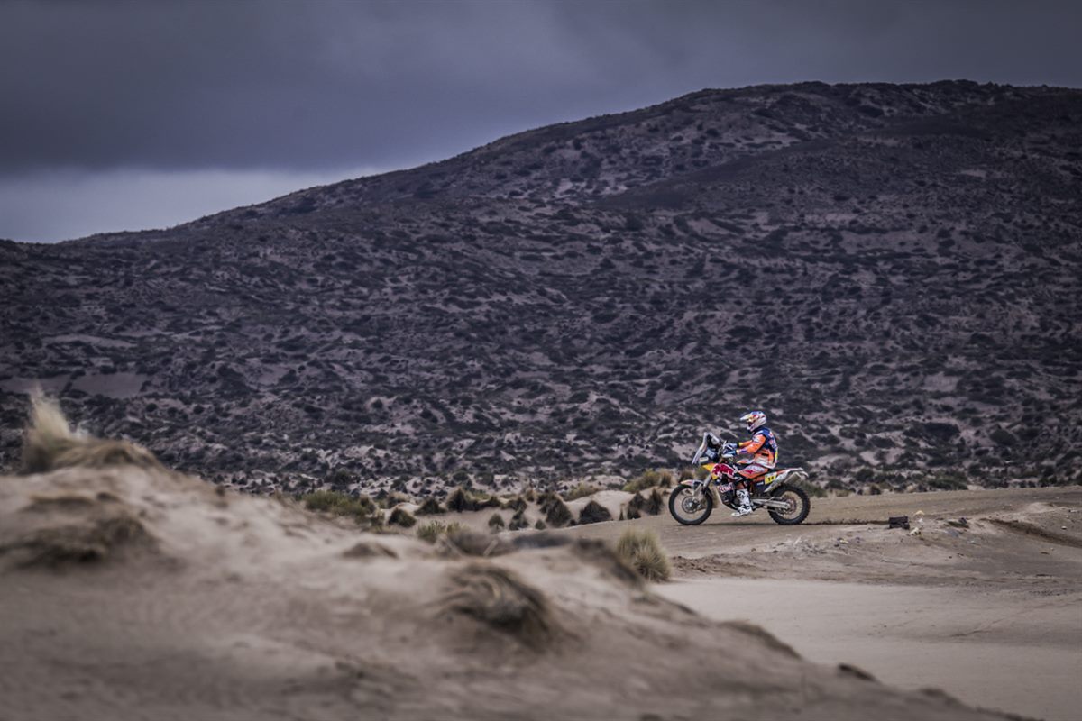 Sam Sunderland KTM 450 RALLY Dakar 2017