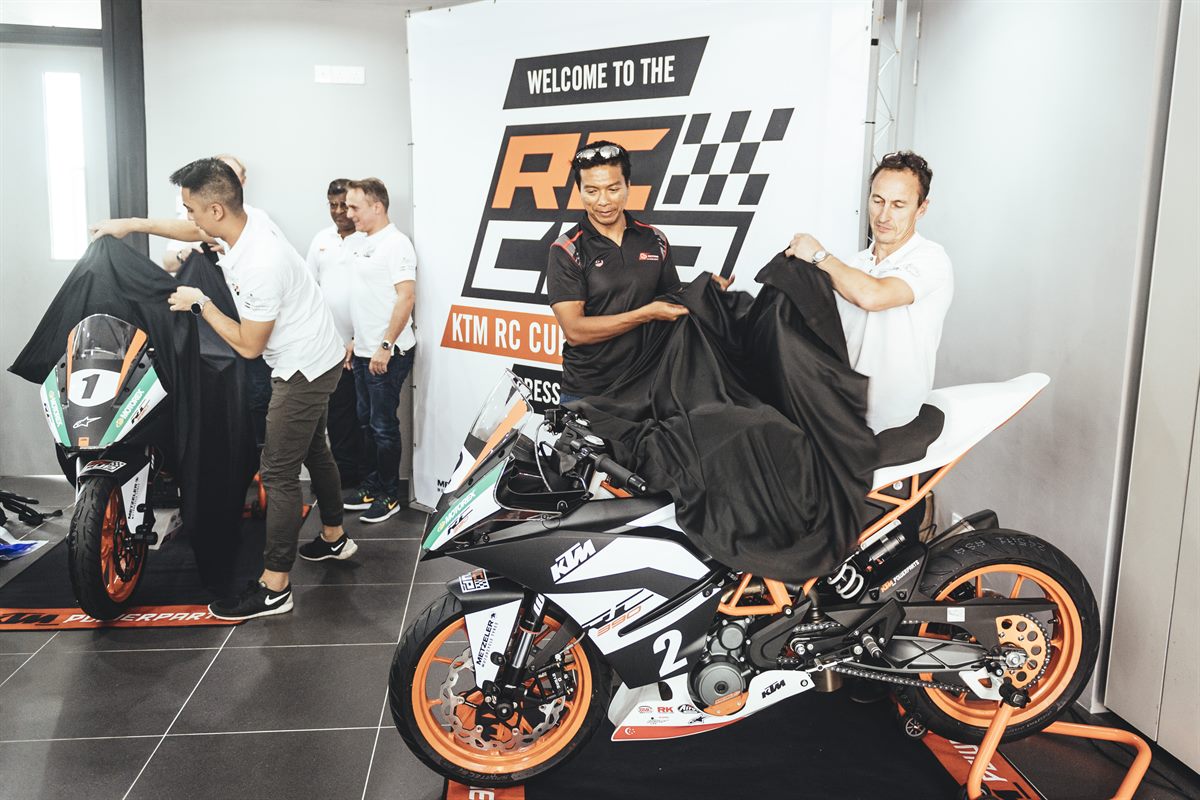 RC CUP ASIA 2017 BIKE UNVEILING