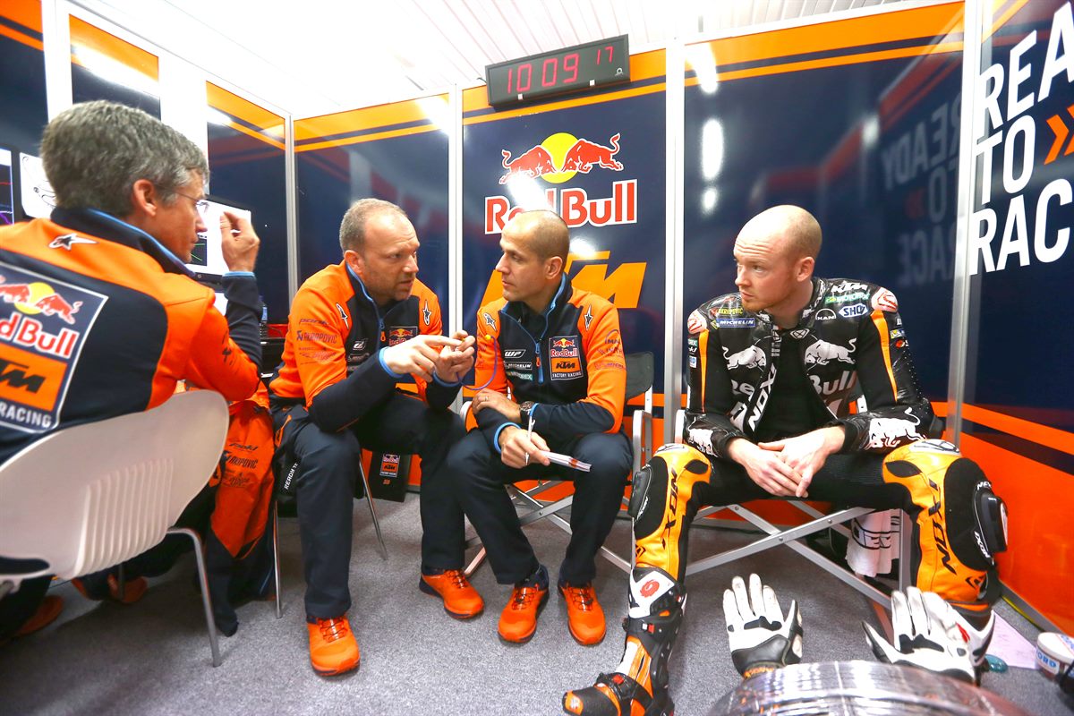 Bradley Smith & Staff Box Phillip Island 2017