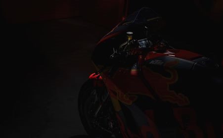 KTM RC16 by Sebas Romero