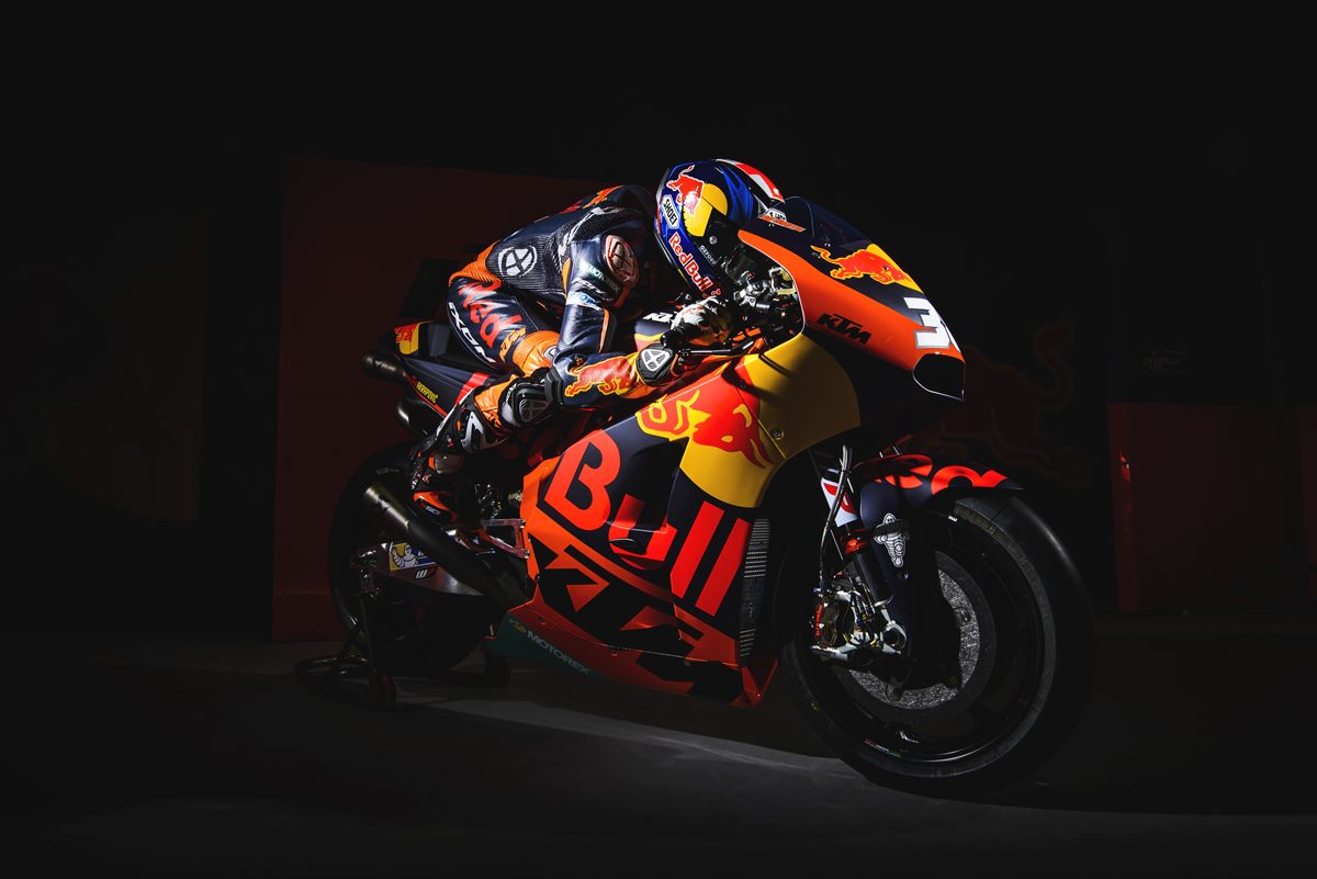 Bradley Smith KTM RC16 2017
