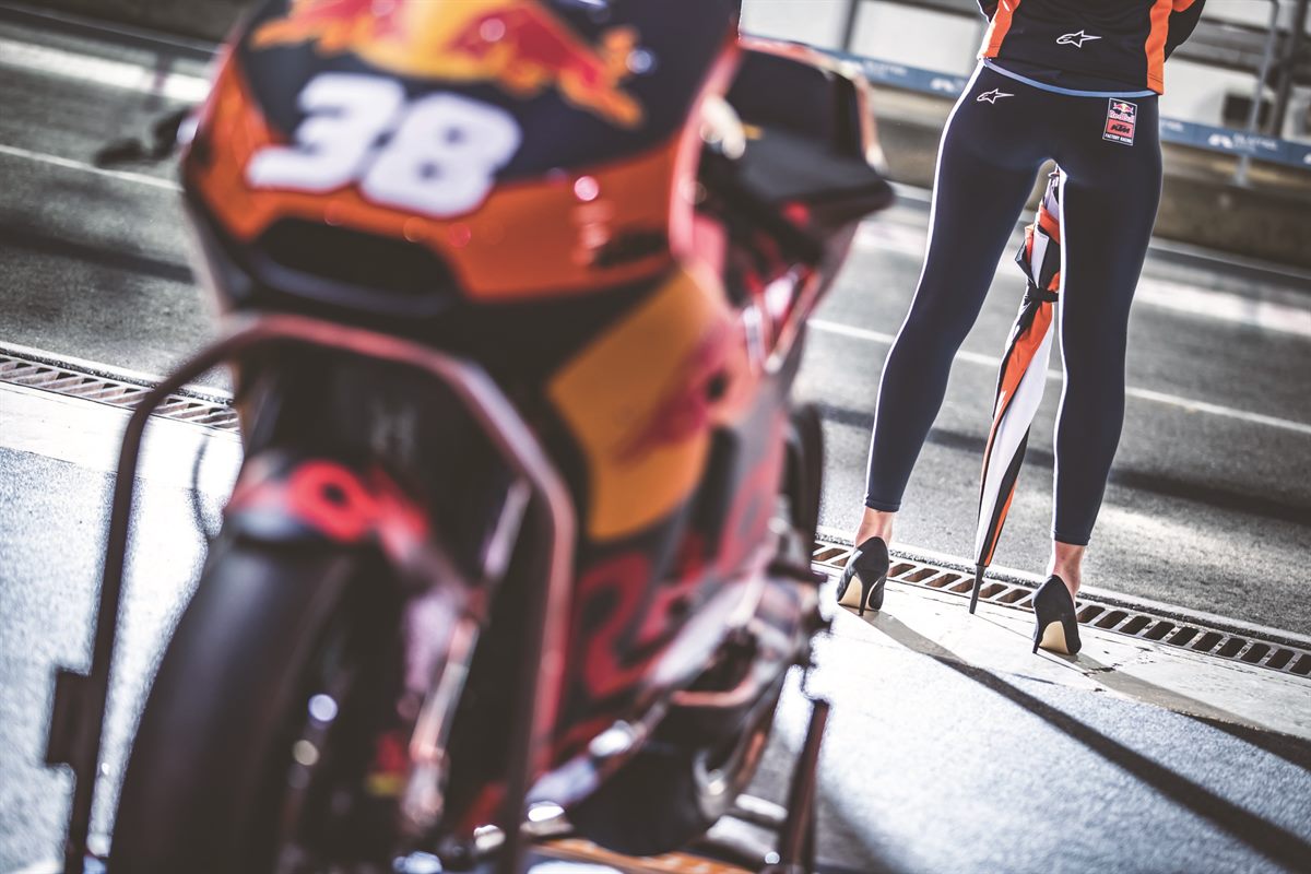 Grid Girl Bradley Smith KTM RC16 Pit Lane Losail 2017