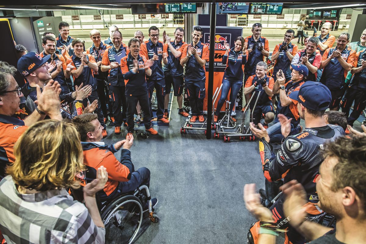 Pol Espargro, Bradley Smith & Team Box Losail 2017