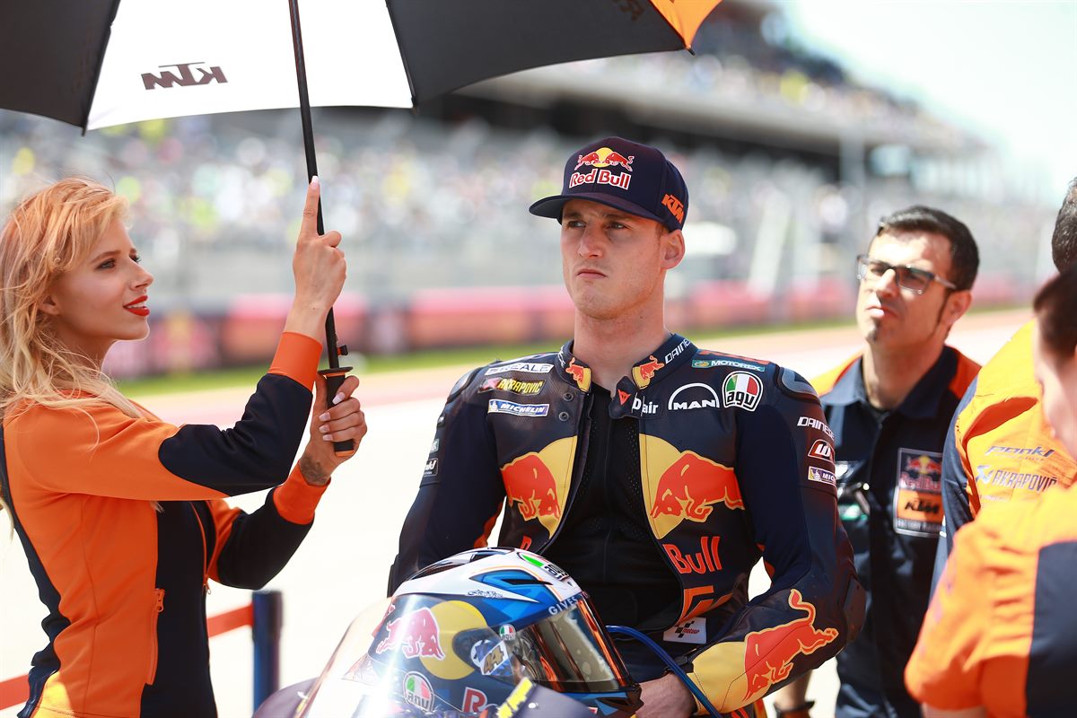 Pol Espargaro & Staff KTM RC16 Start Austin 2017