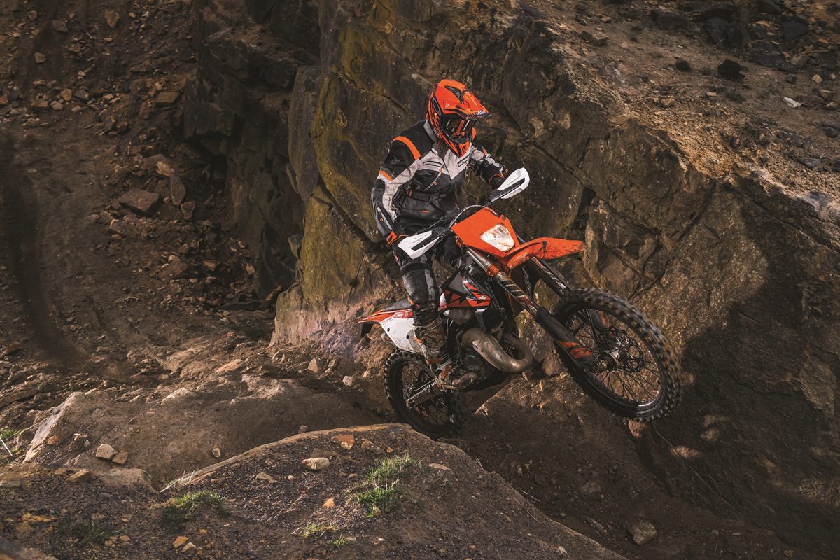 KTM 300 EXC TPI MY 2018 Action_01
