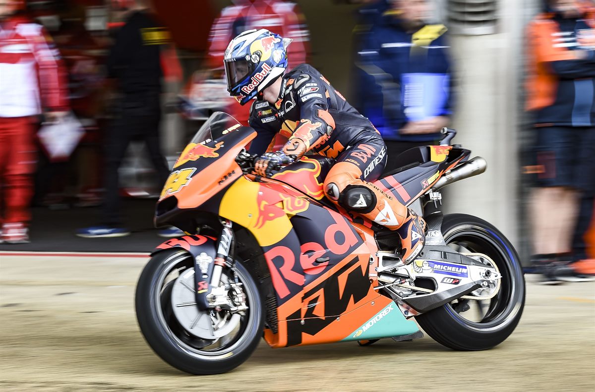Pol Espargaro KTM RC16 Pit Lane Le Mans 2017