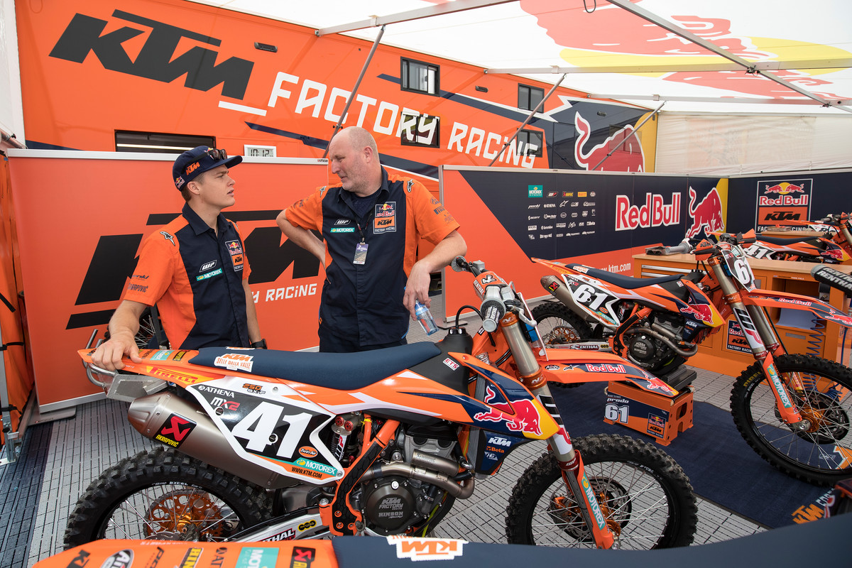 Pauls Jonass 250 SX-F Loket