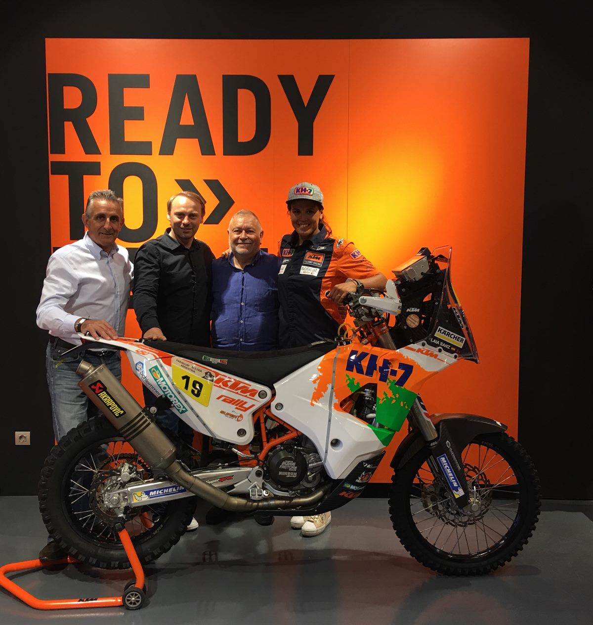 Entrega moto KTM a KH7