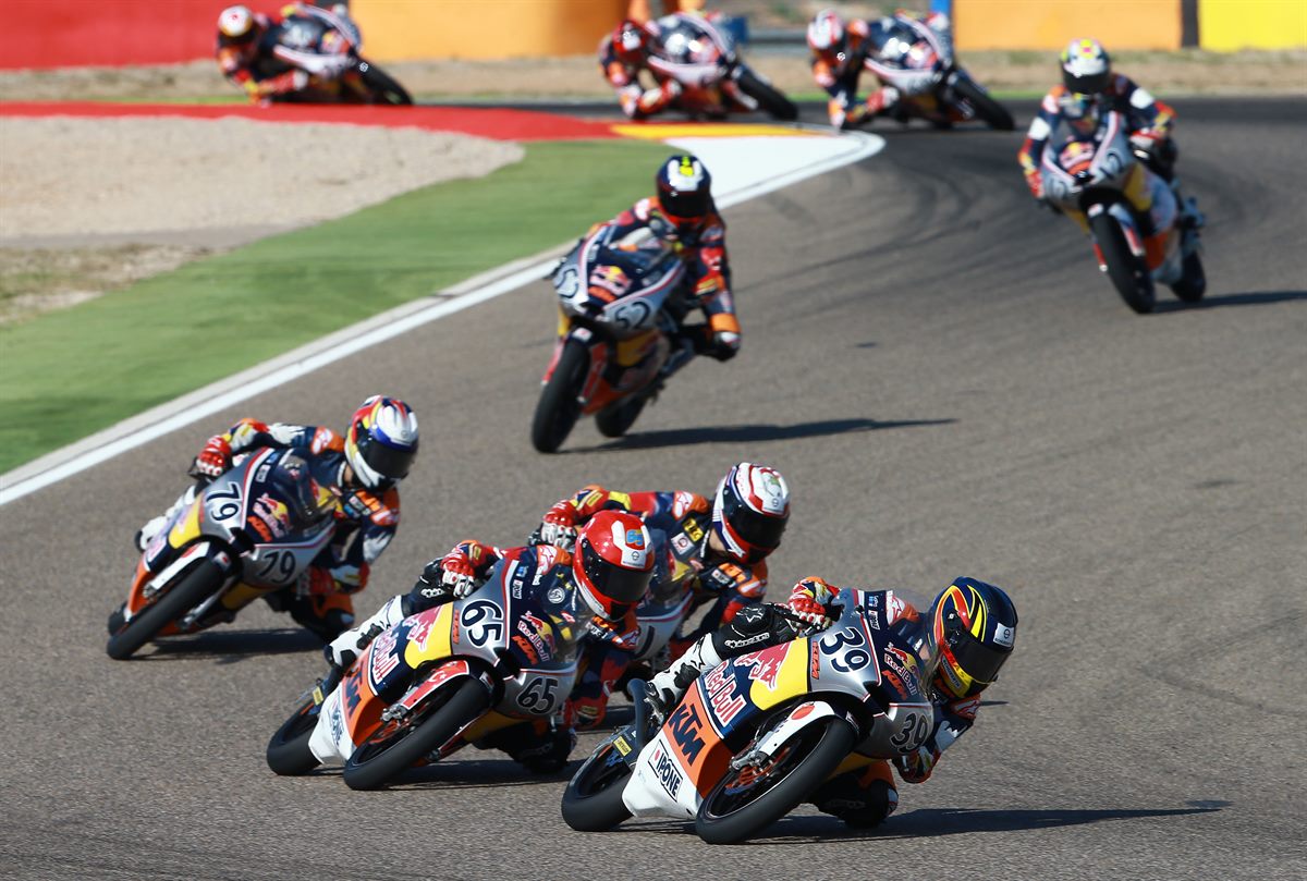 RB MotoGP Rookies Cup 01 