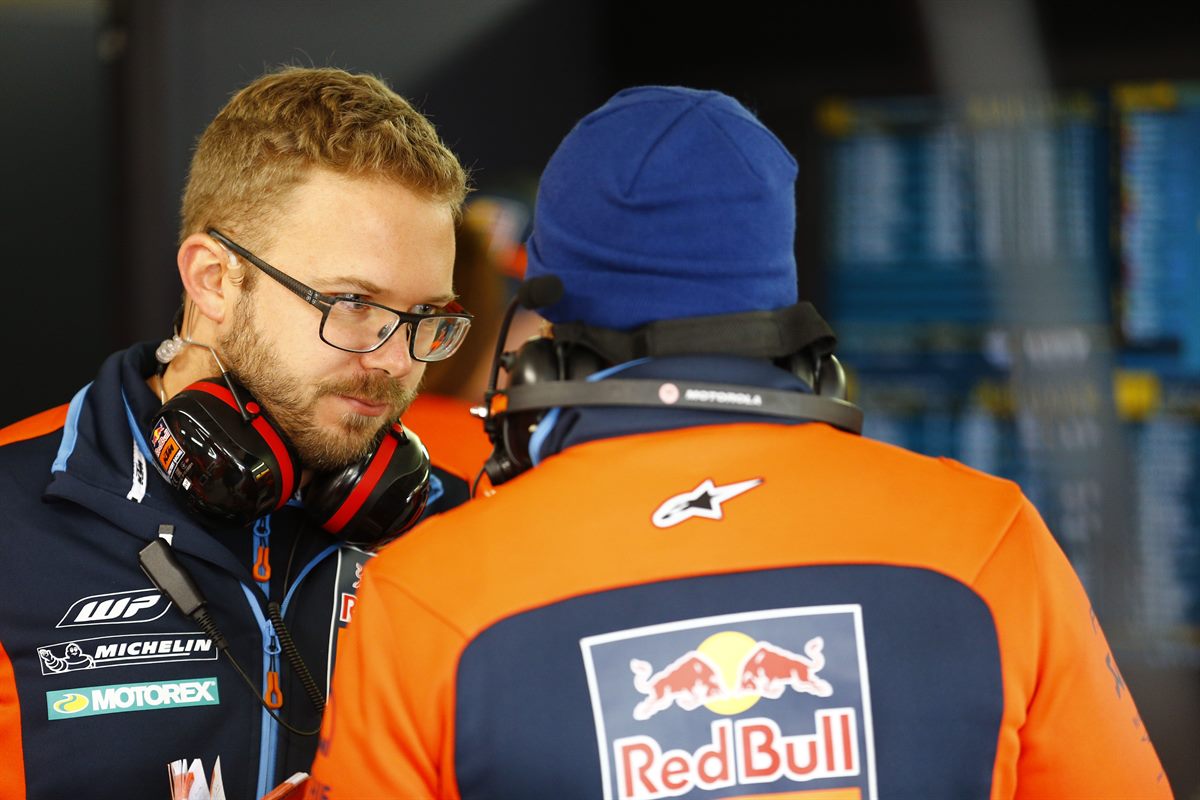 Sebastian Risse & Esteban Garcia Box Phillip Island 2017