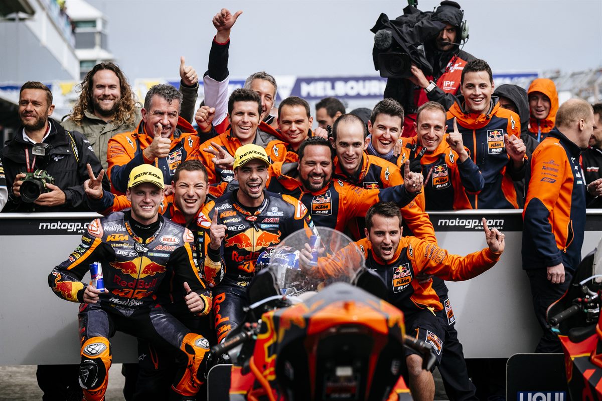 Miguel Oliveira, Brad Binder & Team KTM Moto2 Parc Ferme Phillip Island 2017