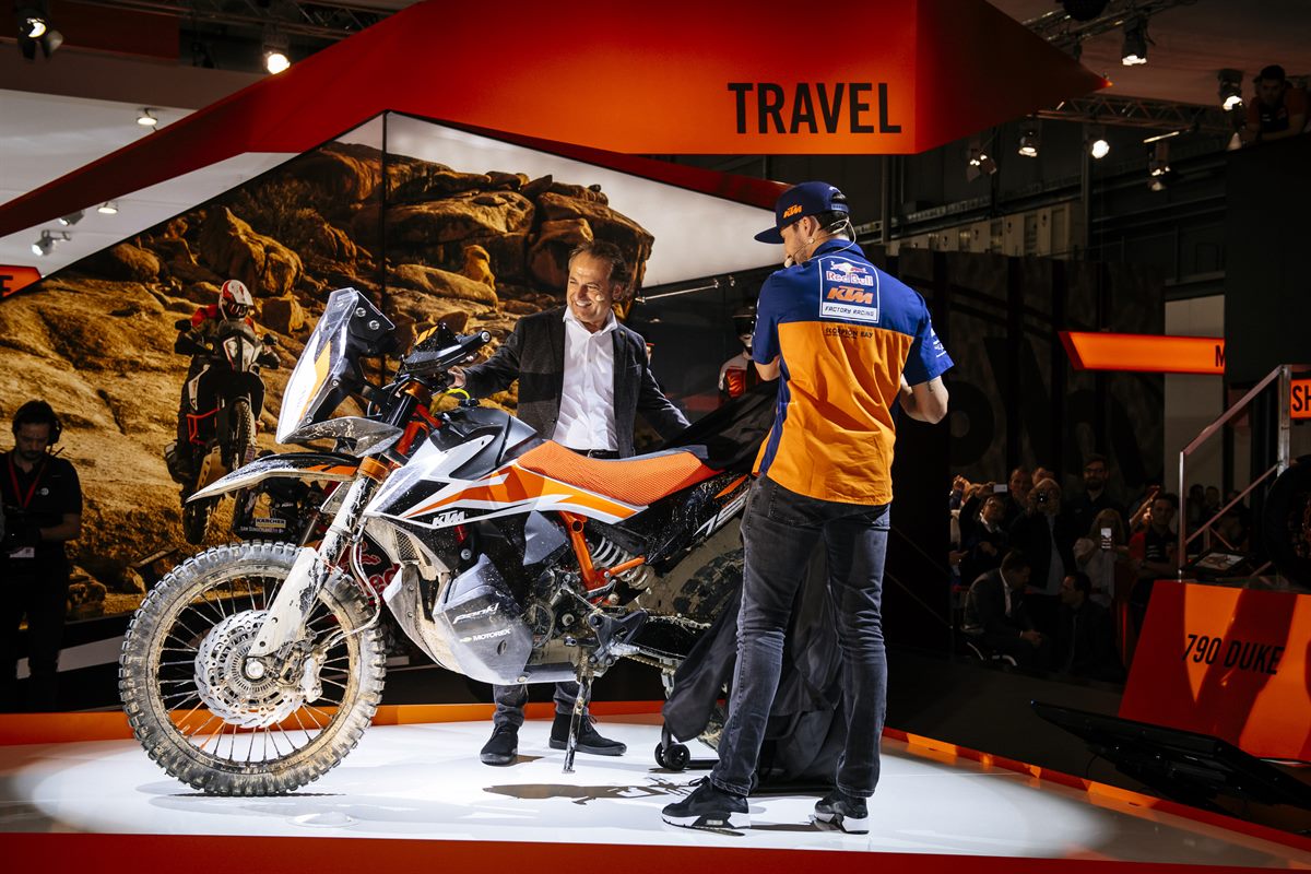 KTM 790 ADVENTURE R Prototype_Sunderland_Trunkenpolz_EICMA 2017
