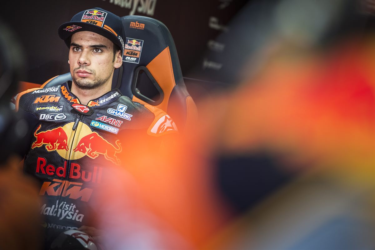 Miguel Oliveira KTM Moto2 Box Comunitat Valenciana Ricardo Tormo 2017