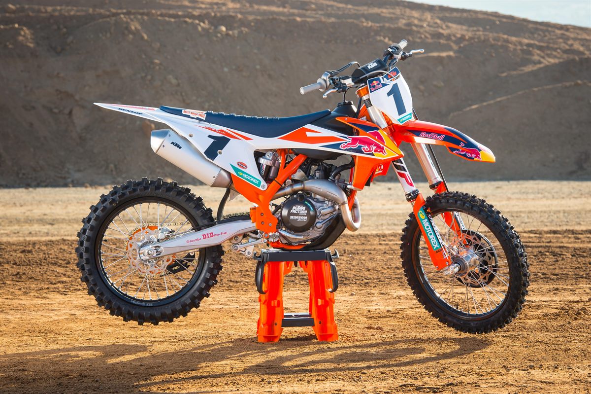 KTM 450 SX-F Factory Edition MY 2018_Static_01 © Simon Cudby