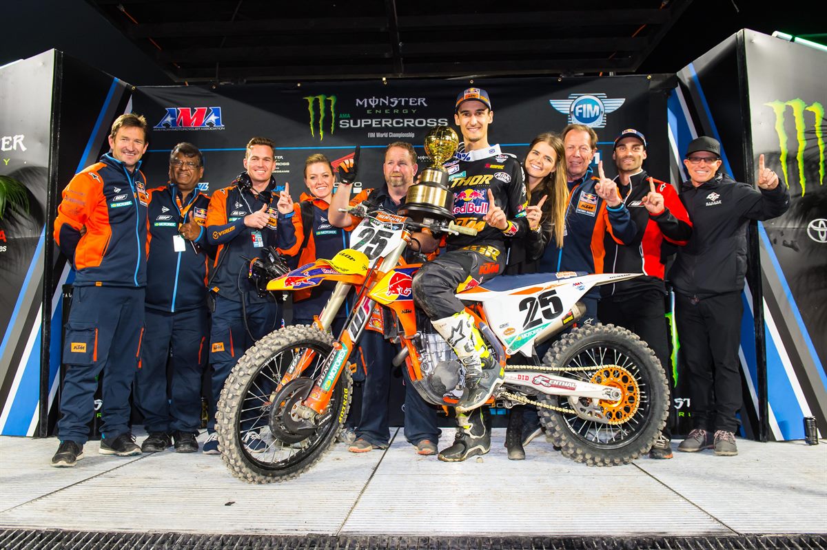RED BULL KTM TEAM PODIUM