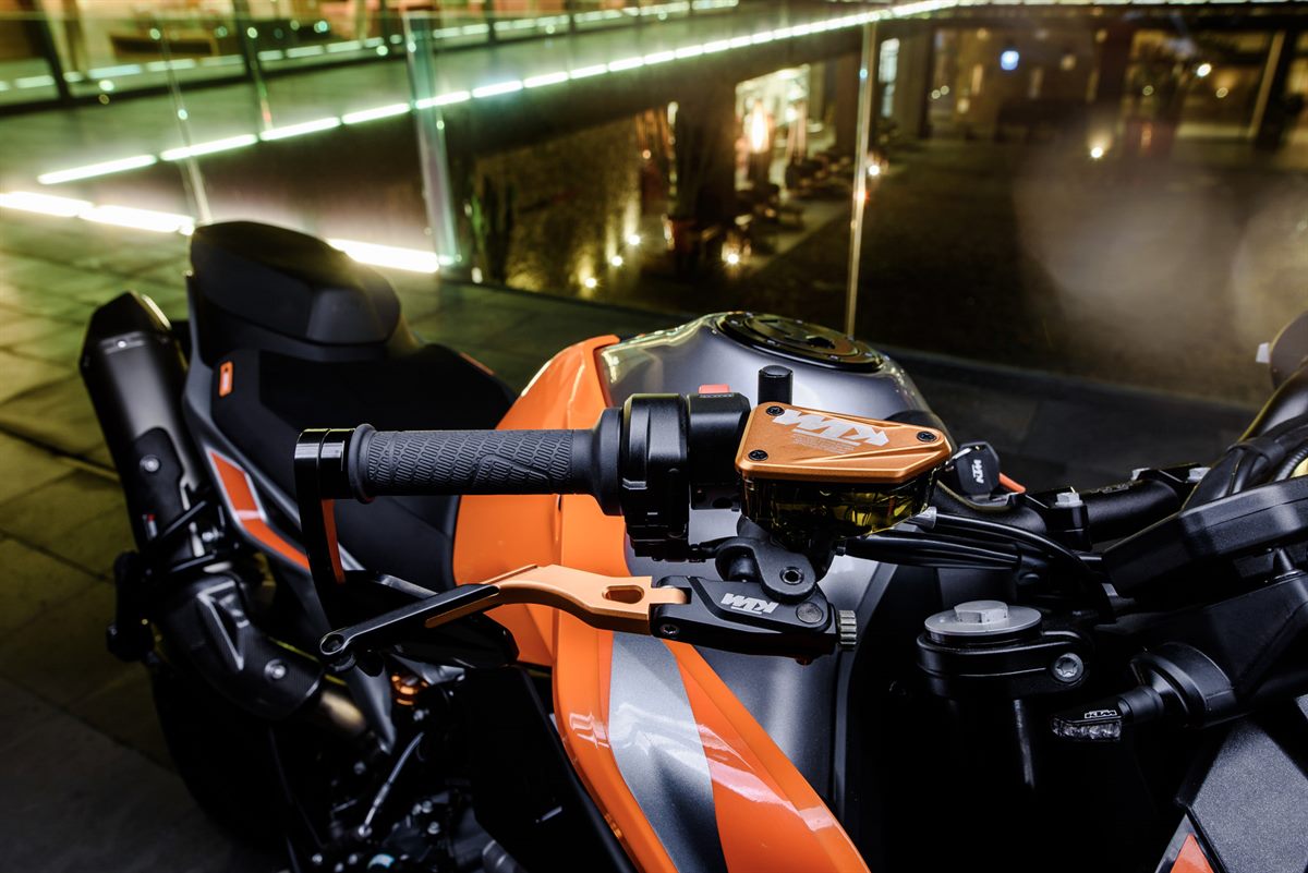 KTM 790 DUKE_brake lever