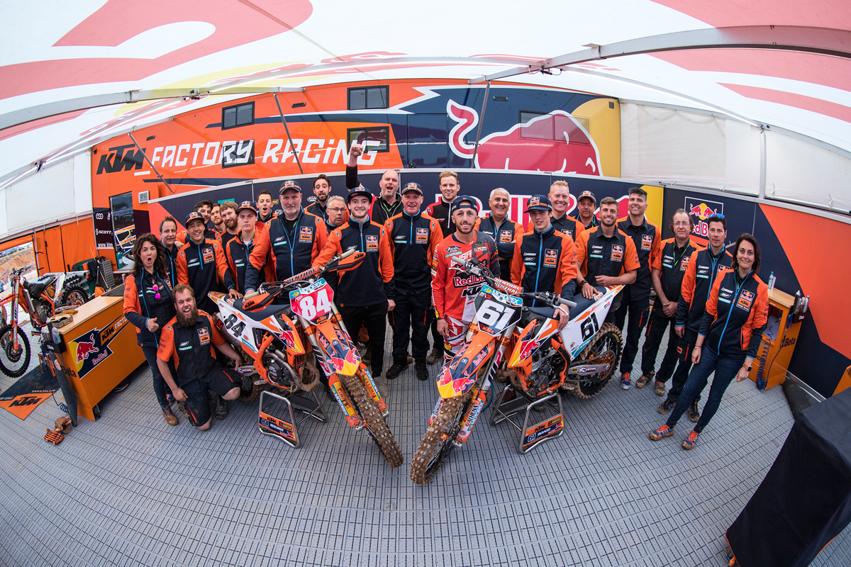 Team victory photo Agueda 2018