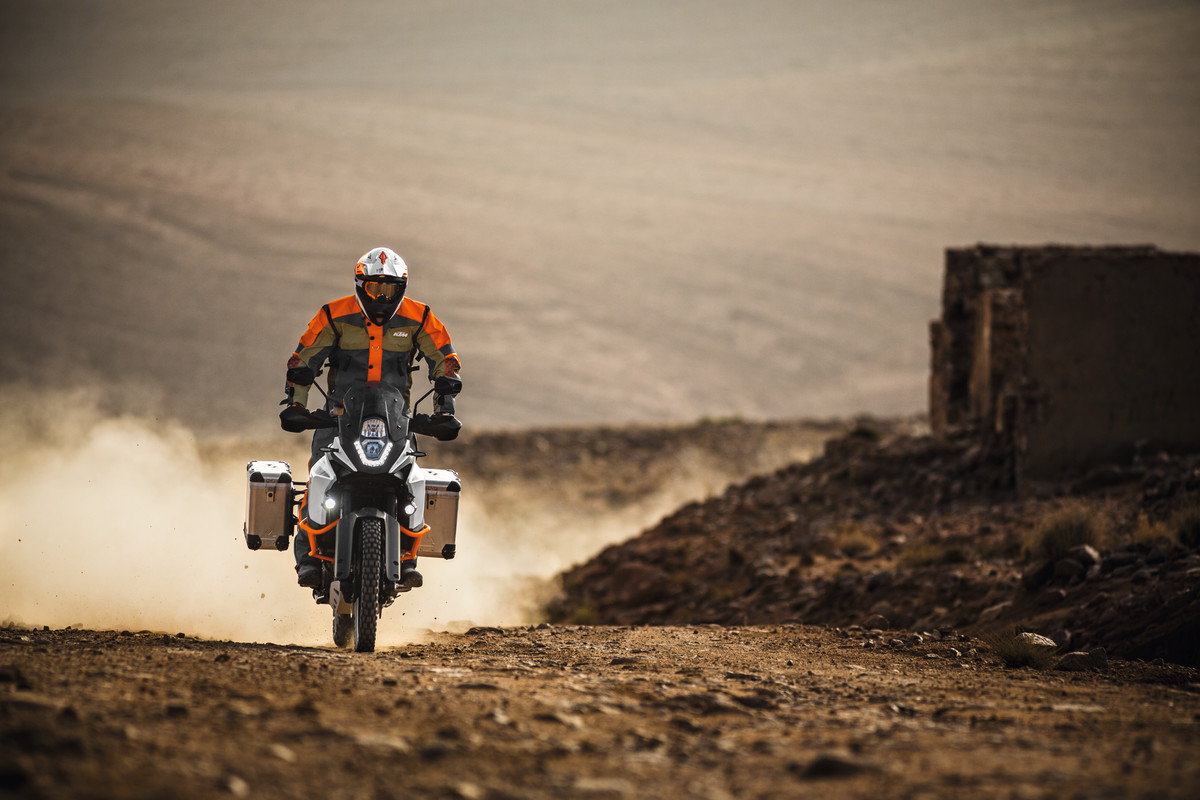KTM 1090 ADVENTURE R 