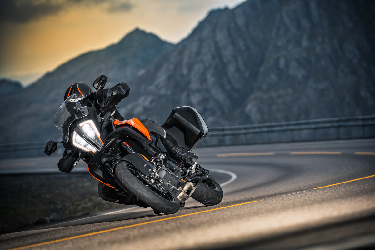KTM 1290 SUPER ADVENTURE S 