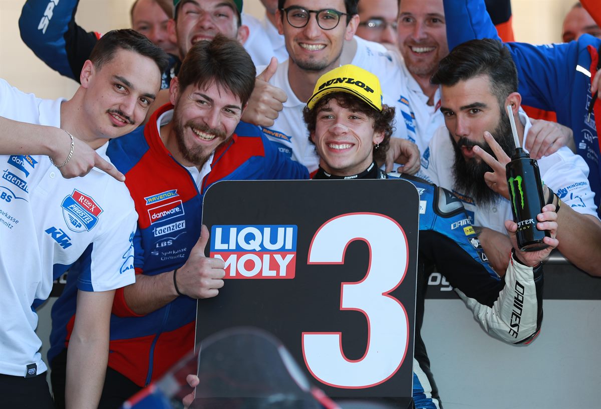 Marco Bezzecchi & Team Parc Ferme Circuit Of The Americas 2018