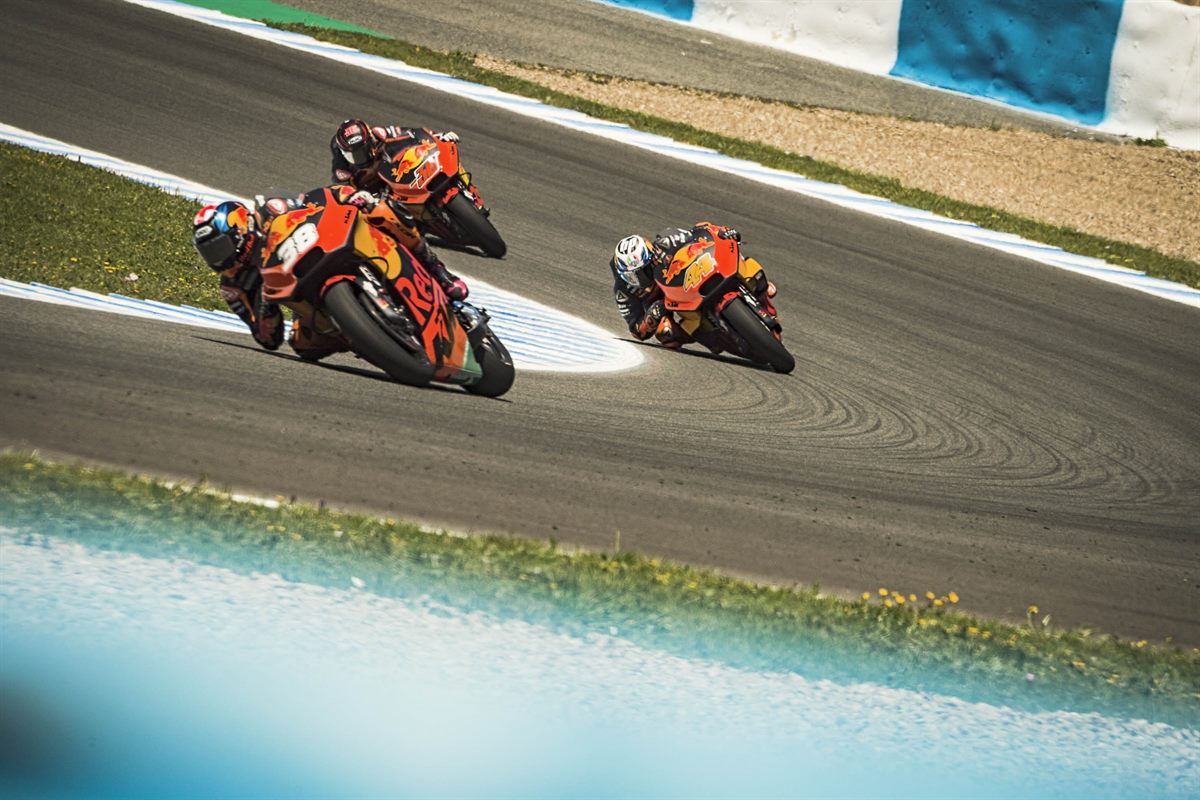 Bradley Smith, Pol Espargaro & Mika Kallio KTM RC16 Circuito de Jerez 2018