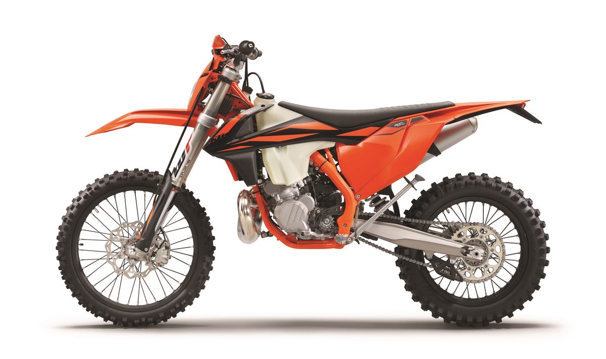 226253_KTM 300 XC-W TPI USA MY 2019 Studio