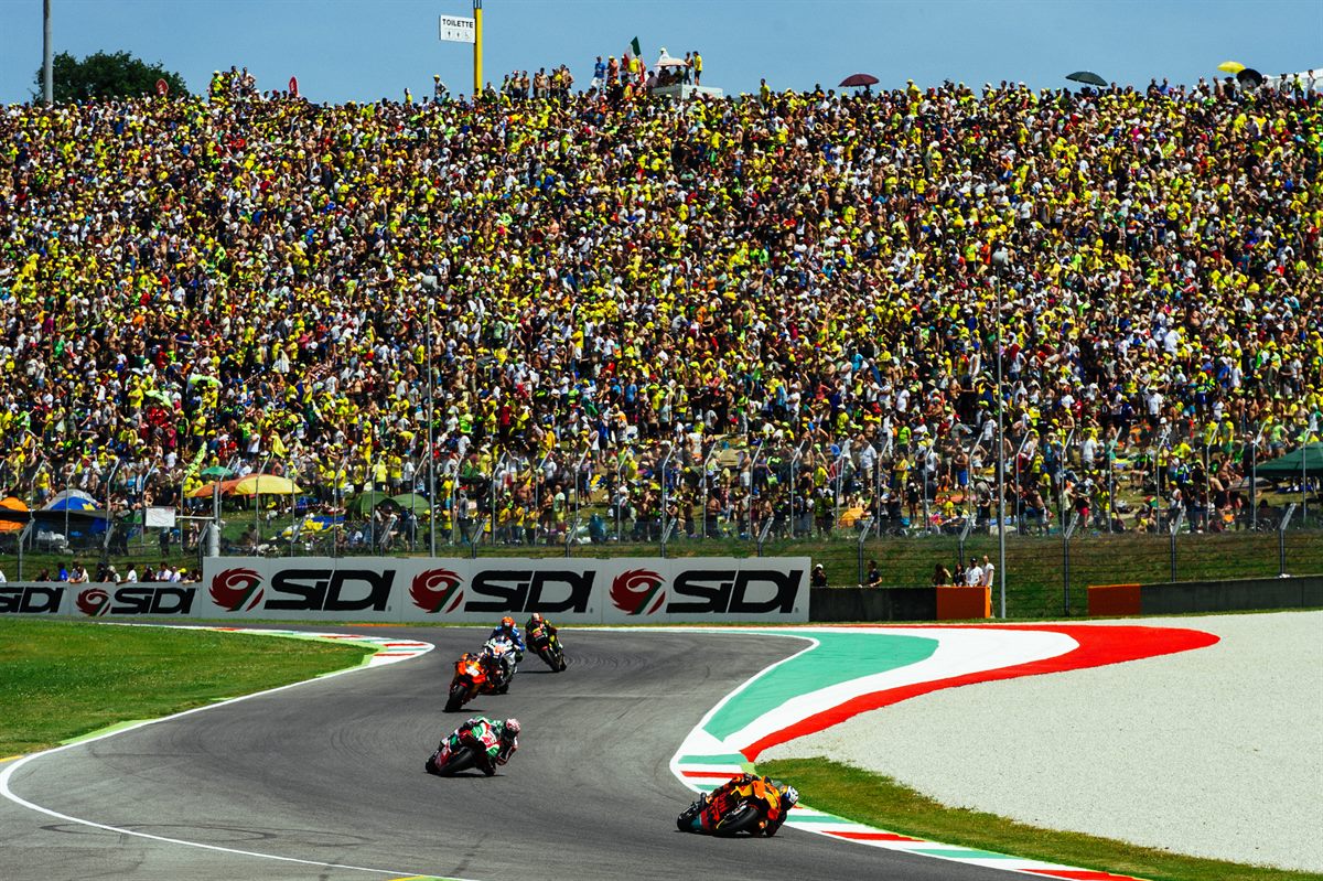 Pol Espargaro & Bradley Smith KTM RC16 Autodromo del Mugello 2018