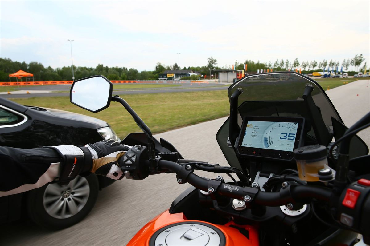 KTM_Blind Spot Detection System