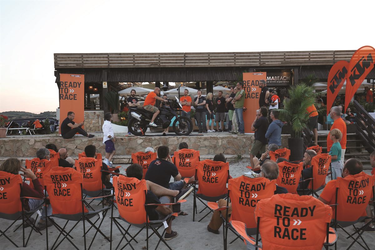 KTM 790 ADVENTURE R presentation 02
