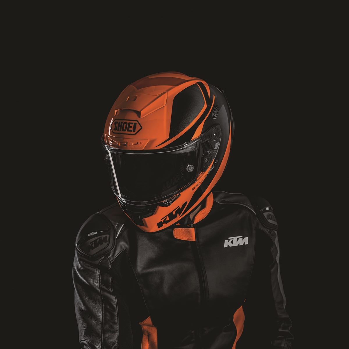 3PW181180X_X SPIRIT III HELMET_01