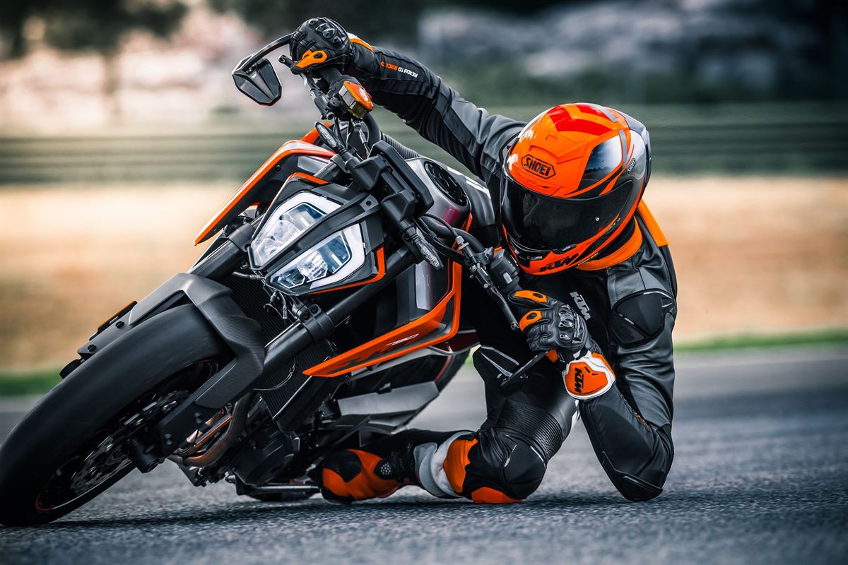 X SPIRIT III HELMET_KTM 790 DUKE MY 2018