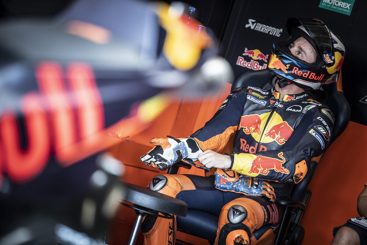 Pol Espargaro KTM RC16 Pit Box Automotodromo Brno 2018