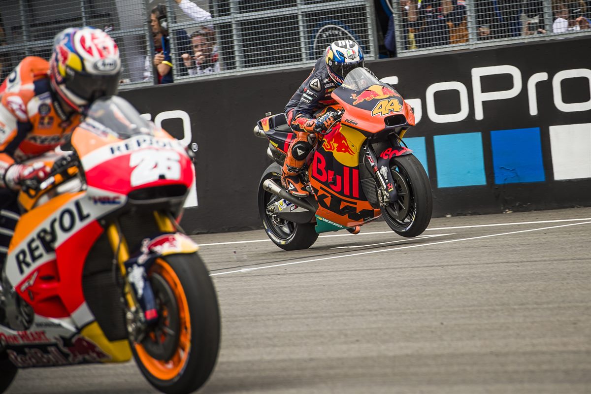 Pol Espargaro KTM RC16 Start Sachsenring 2017