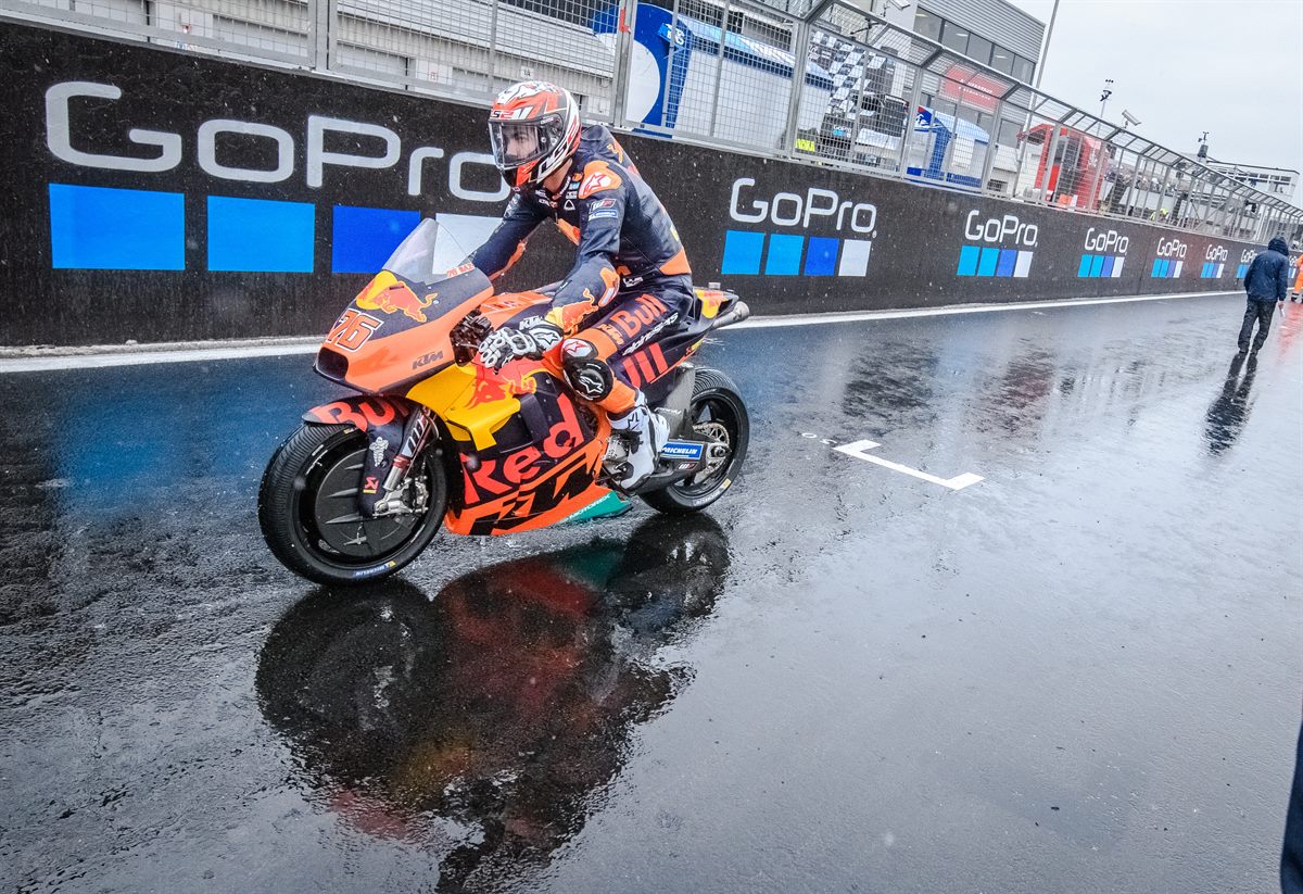 Loris Baz KTM RC16 Start Silverstone Circuit 2018