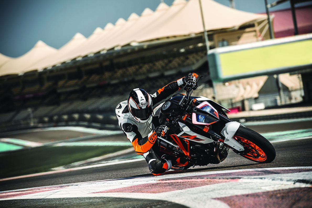 169126_KTM 1290 SUPER DUKE R MY 2017