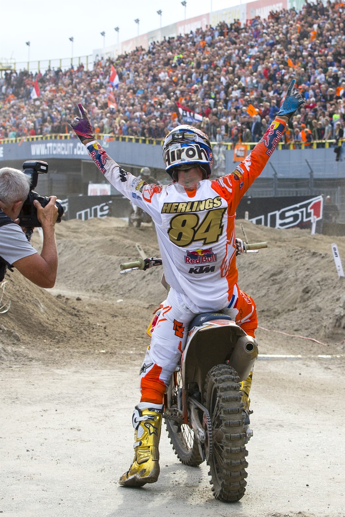 01_Jeffrey Herlings_KTM 450 SX-F_Assen (NED) 2018 © Ray Archer