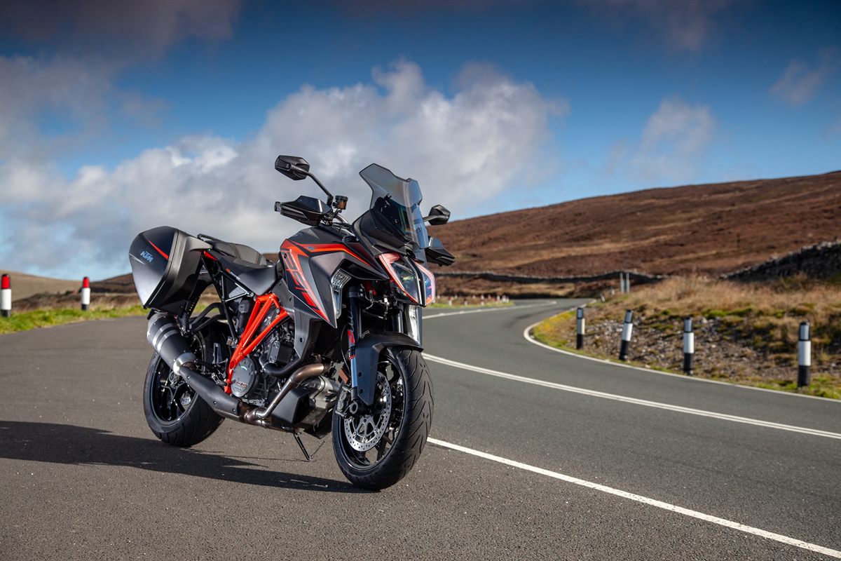 KTM 1290 SUPER DUKE GT at TT Isle of Man 01