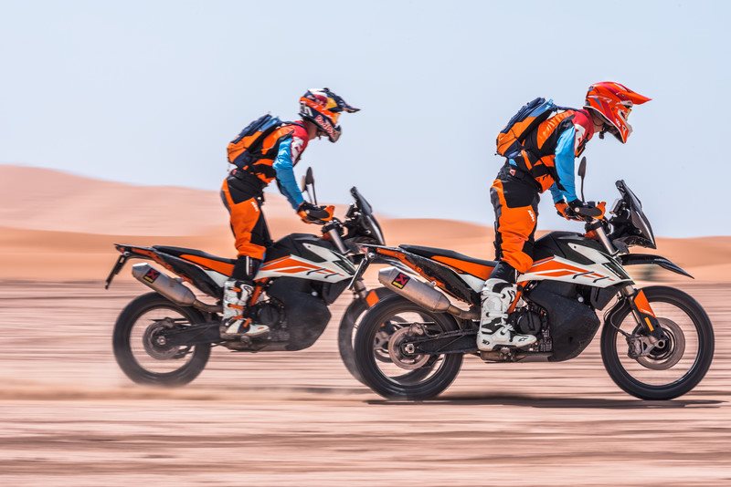 2019 KTM 790 ADV R_3