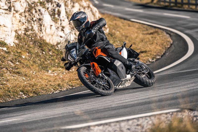 2019 KTM 790 ADV_2